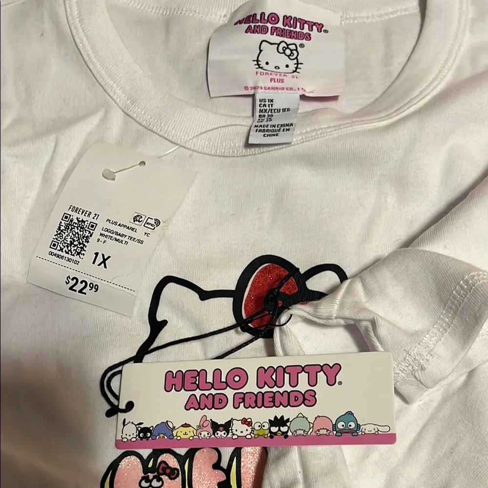 NWT Hello Kitty White Short Sleeve Crop Tee - Picture 3 of 3